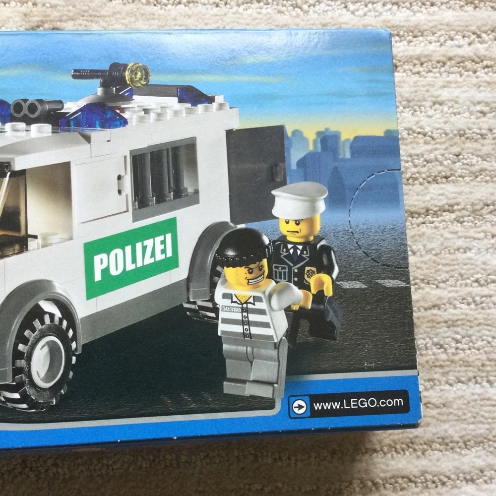 NIB LEGO THEME CITY: Prisoner Transport (7245) NRFB Building Set Toy